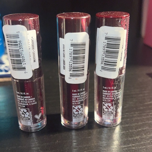 Lip Stain Ulta 💋 - Picture 2 of 3